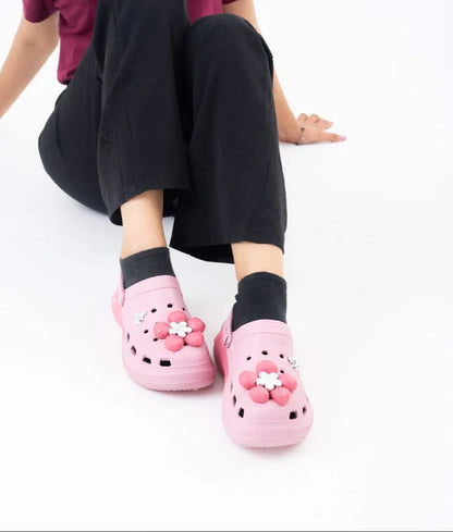 Grip Pearl Clogs